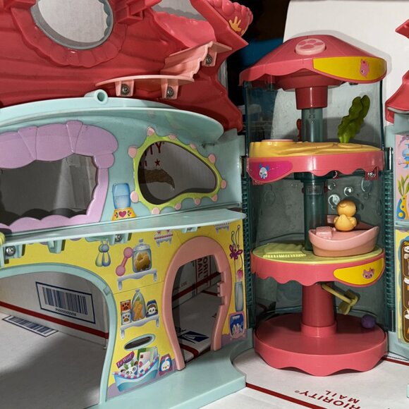 Hasbro Biggest Littlest Pet Shop Playset House Foldable Play Store 2005 LPS - Picture 2 of 5